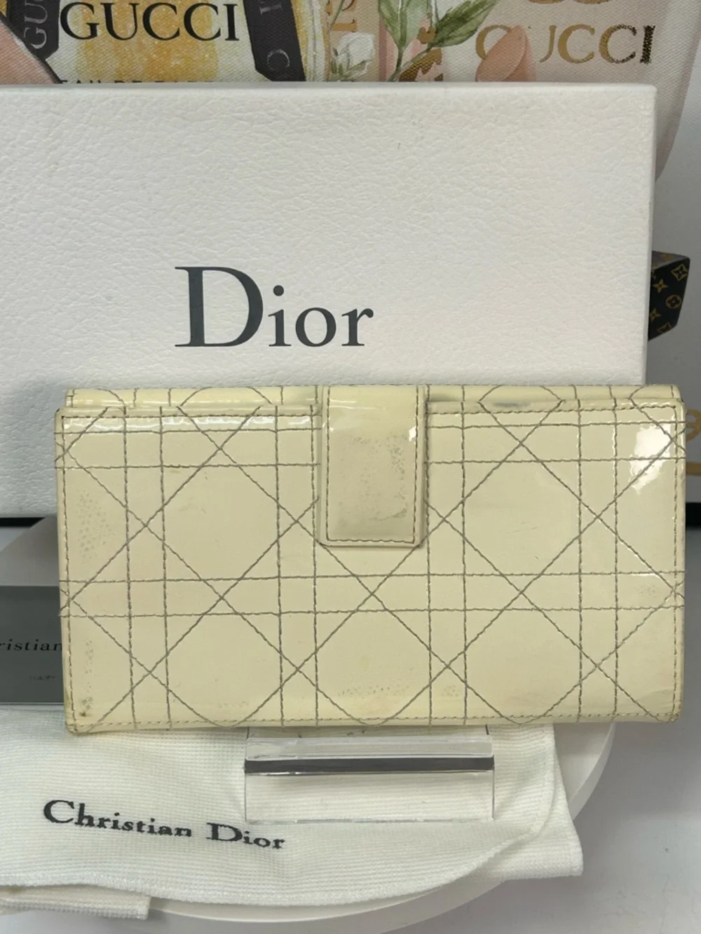 DIOR Cannage Quilted Patent Leather Continental Wallet 💖